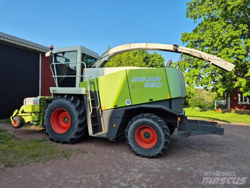 CLAAS Jaguar 850 Кормозбиральні комбайни