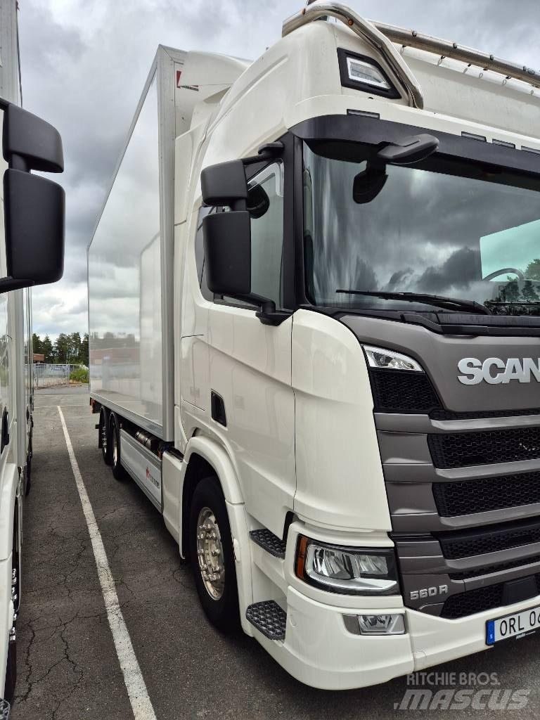 Scania 560R Фургони
