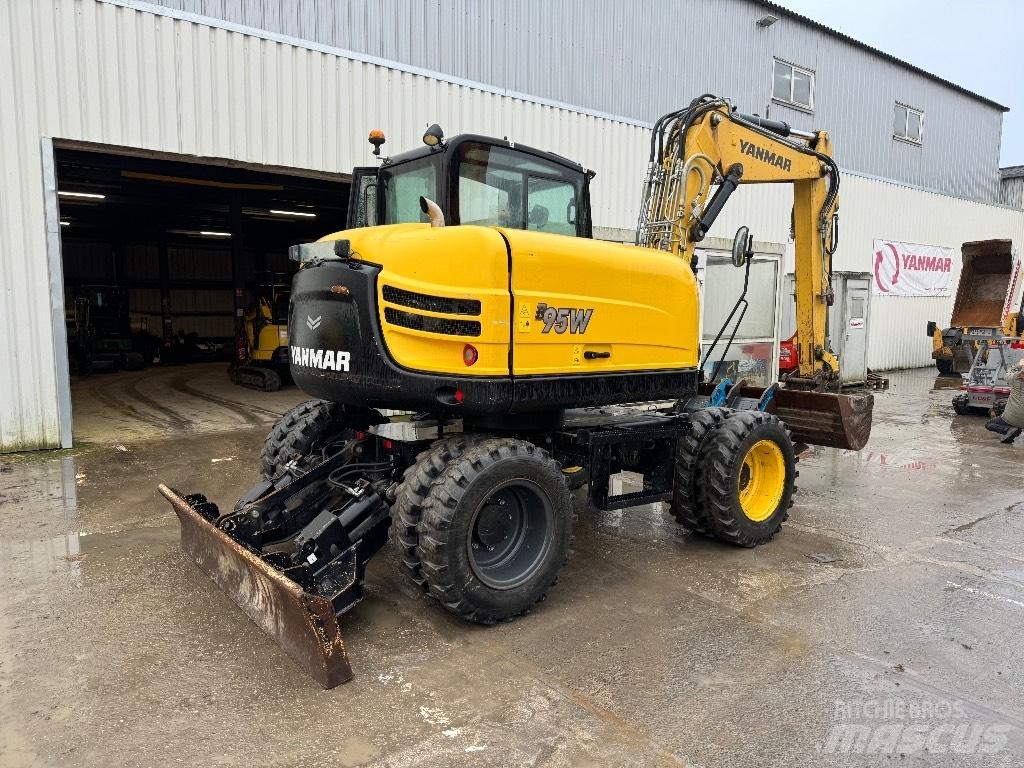Yanmar B95W (40408) Колісні екскаватори