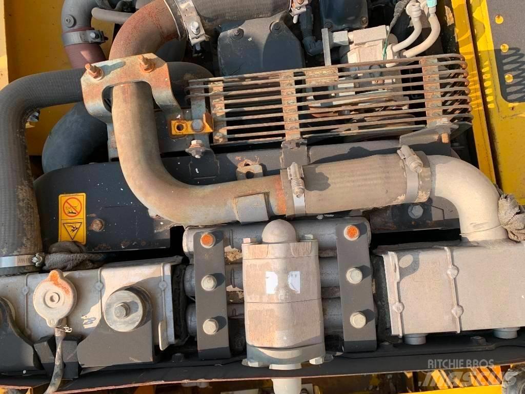 Komatsu PC 240 Гусеничні екскаватори