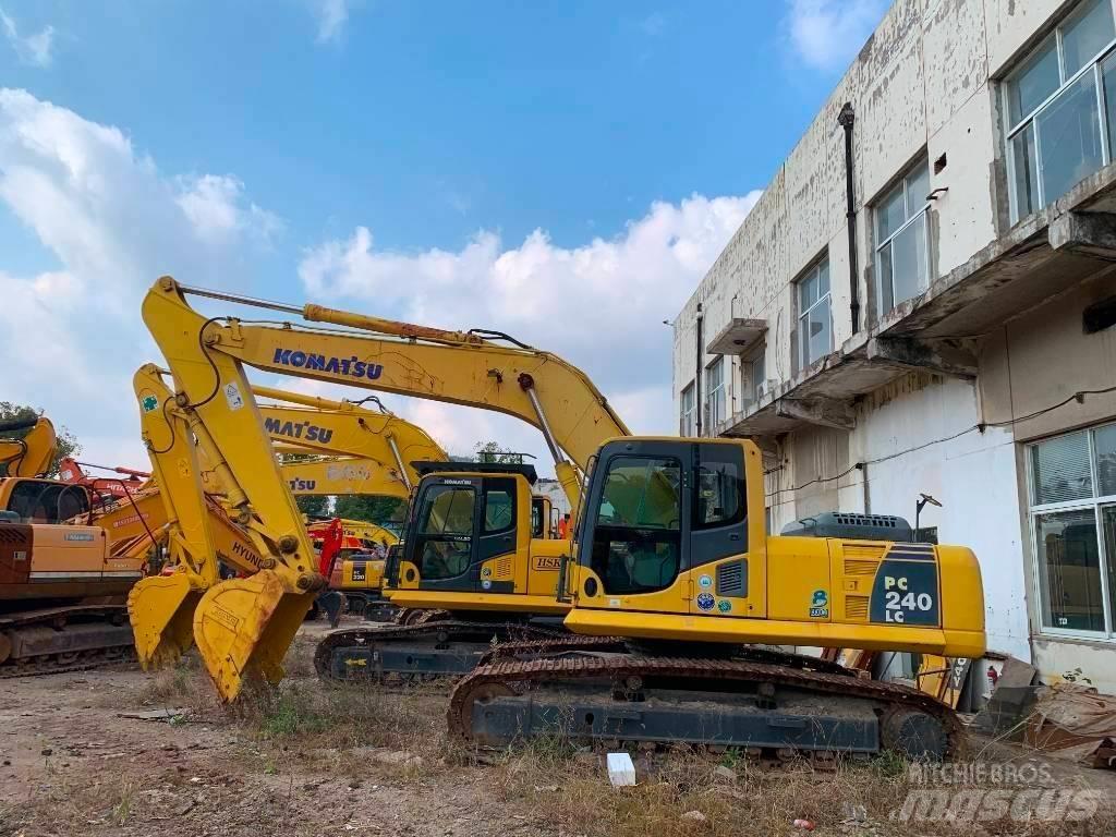 Komatsu PC 240 Гусеничні екскаватори