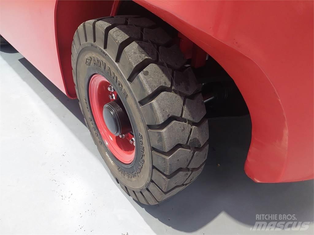 Hangcha CPCD25XH7F Дизельні навантажувачі