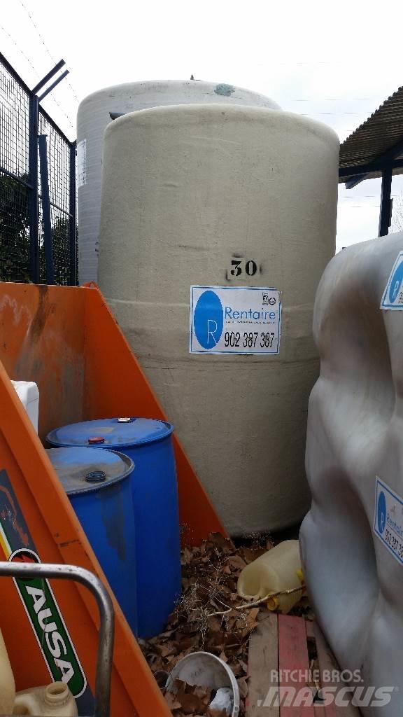  DEPOSITO AGUA 5000 L Будтехніка - Інші