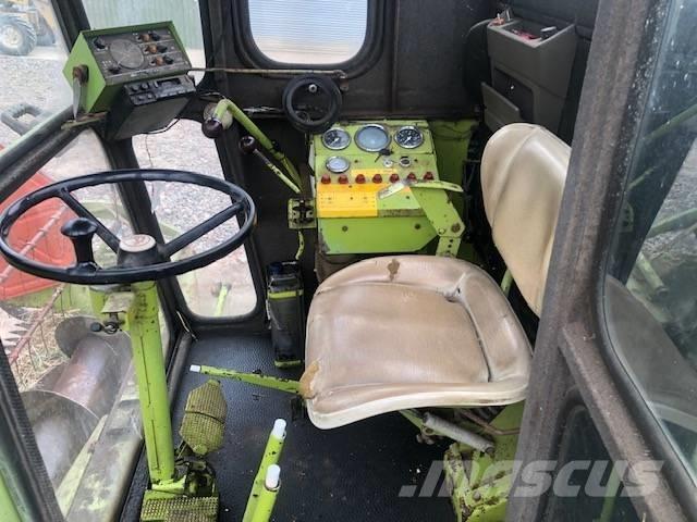 CLAAS Dominator 85 Зернозбиральні комбайни