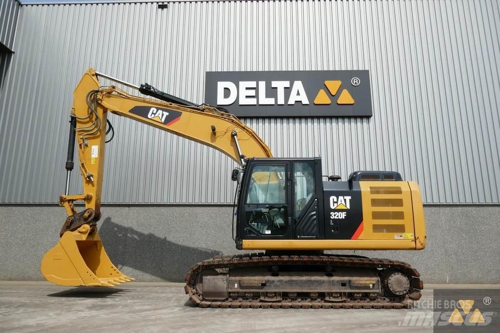 CAT 320FL Гусеничні екскаватори