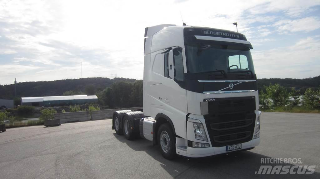 Volvo FH Dragbil. Тягачі