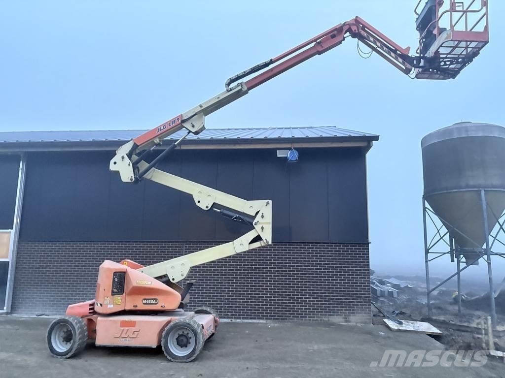 JLG 450aj Колінчаті підйомники