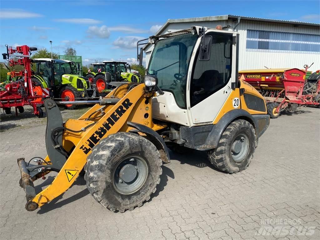 Liebherr L 506 C Фронтальні навантажувачі
