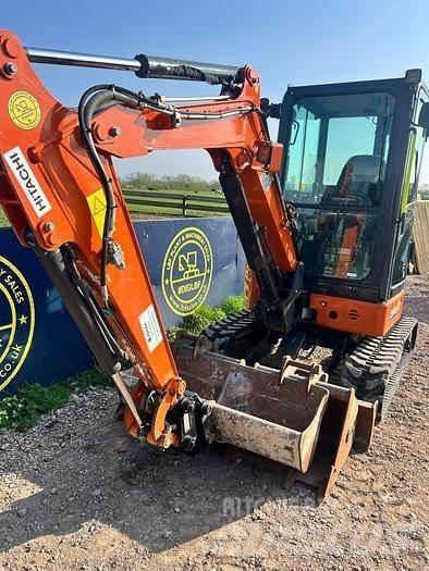 Hitachi ZX26U Міні-екскаватори < 7т