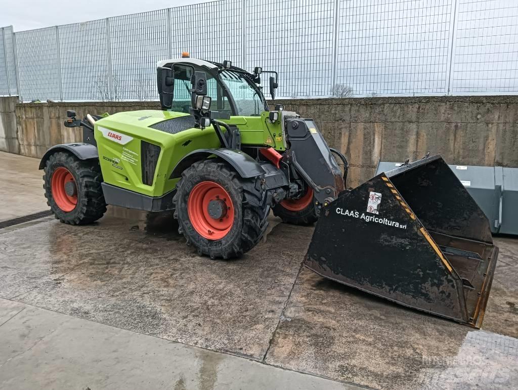 CLAAS Scorpion 732 Телескопічний навантажувач