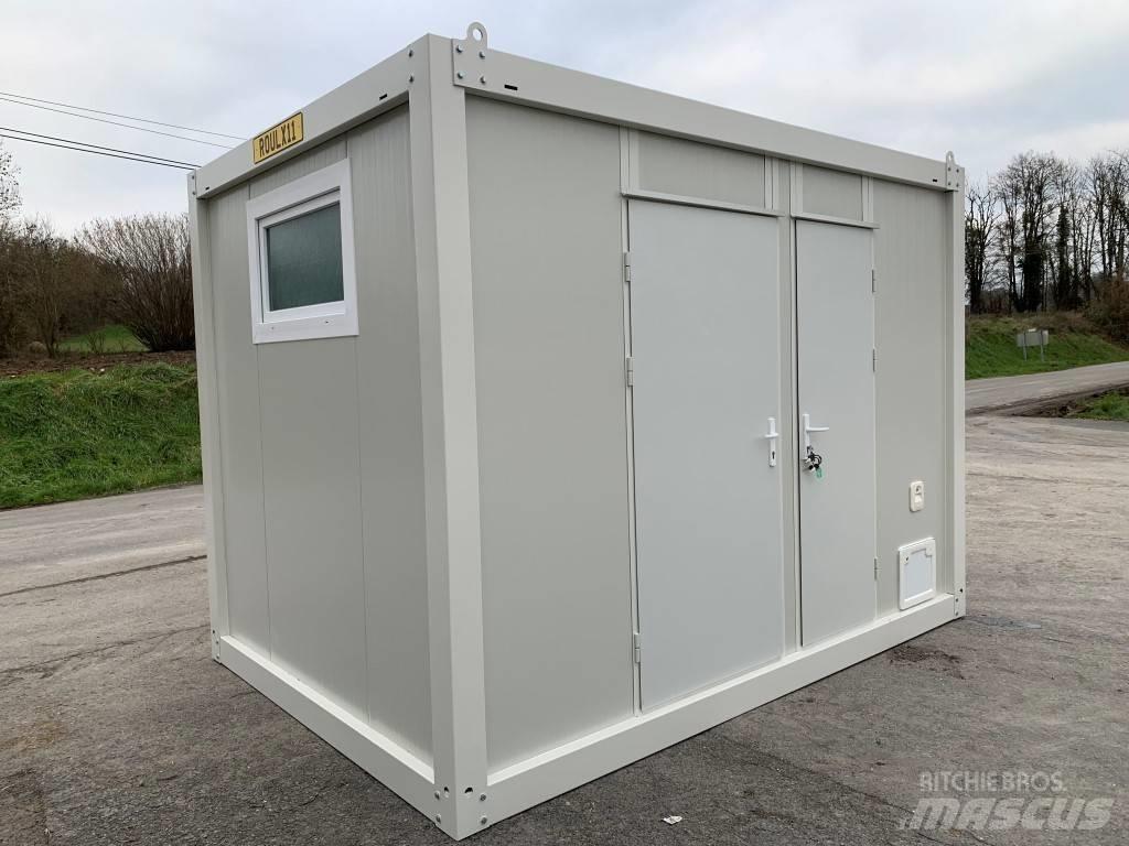BASE DE VIE 2.4X3.5M Спеціальні контейнери