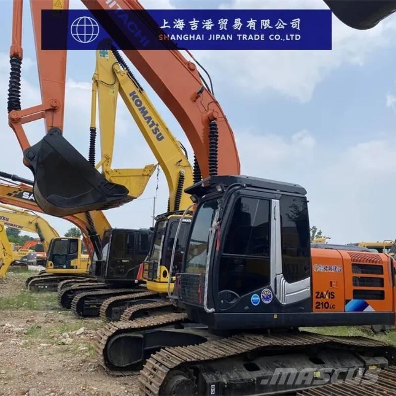 Hitachi ZX 210 Гусеничні екскаватори