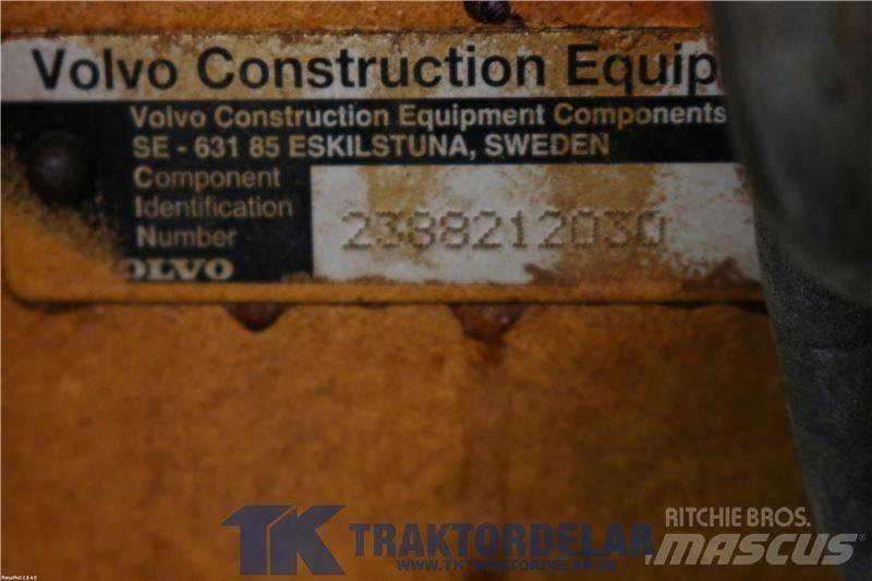 Volvo L180E Bakvagn Осі