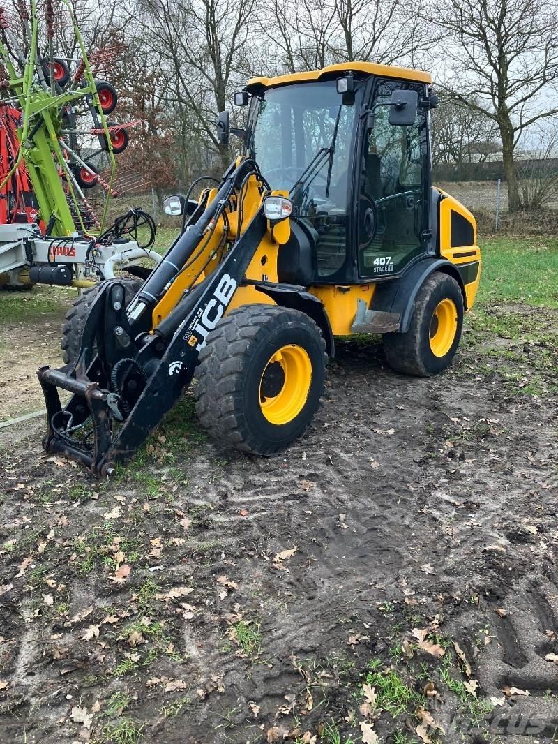 JCB 407 Фронтальні навантажувачі