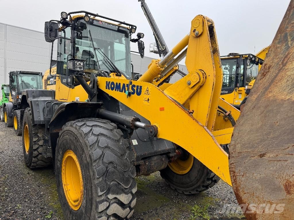 Komatsu WA 270-8 Фронтальні навантажувачі