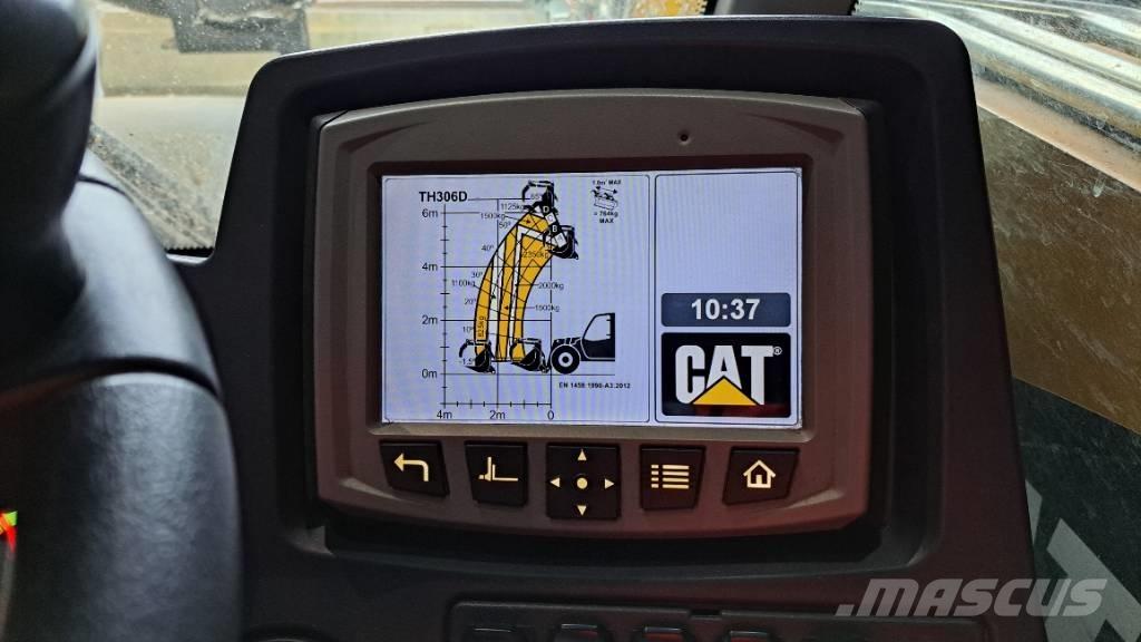 CAT TH306D Телескопічний навантажувач
