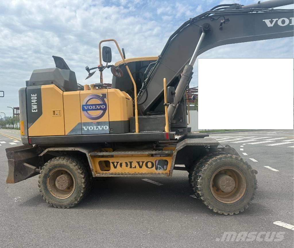 Volvo EW 140 Колісні екскаватори