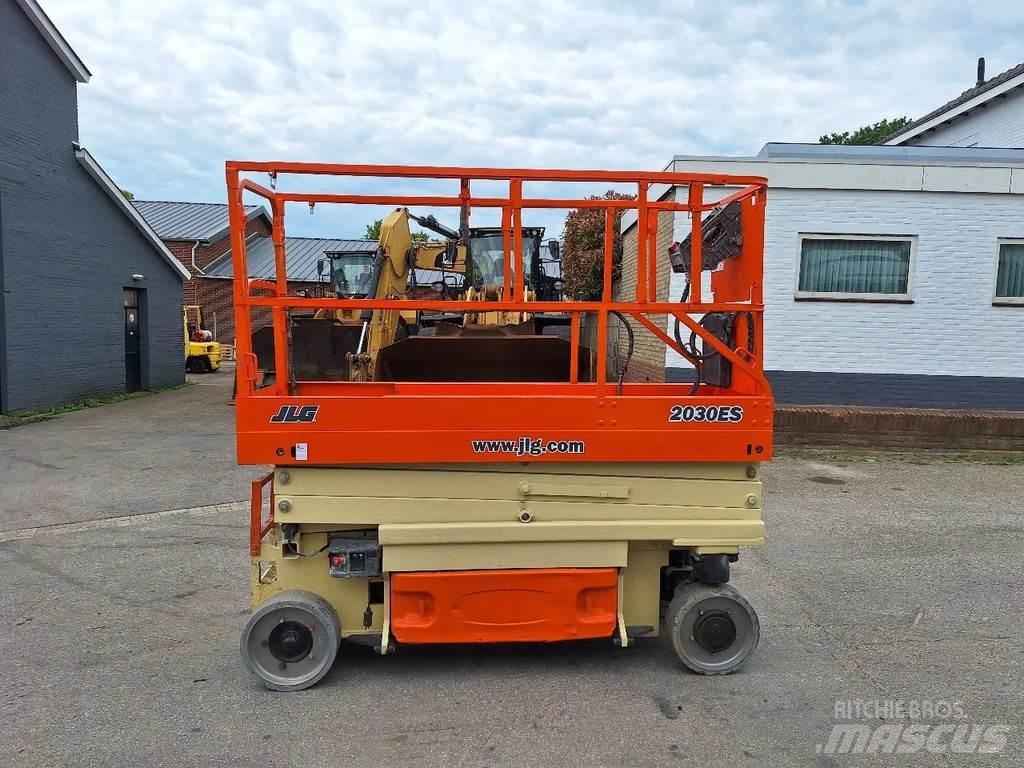 JLG 2030 ES Підйомники-ножиці