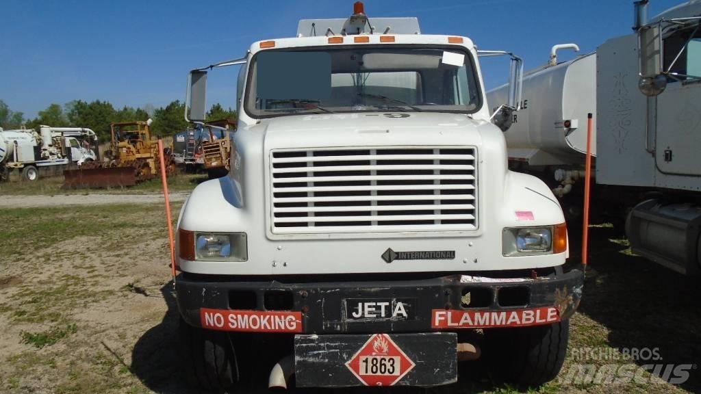 International 4900 Вантажівки-цистерни
