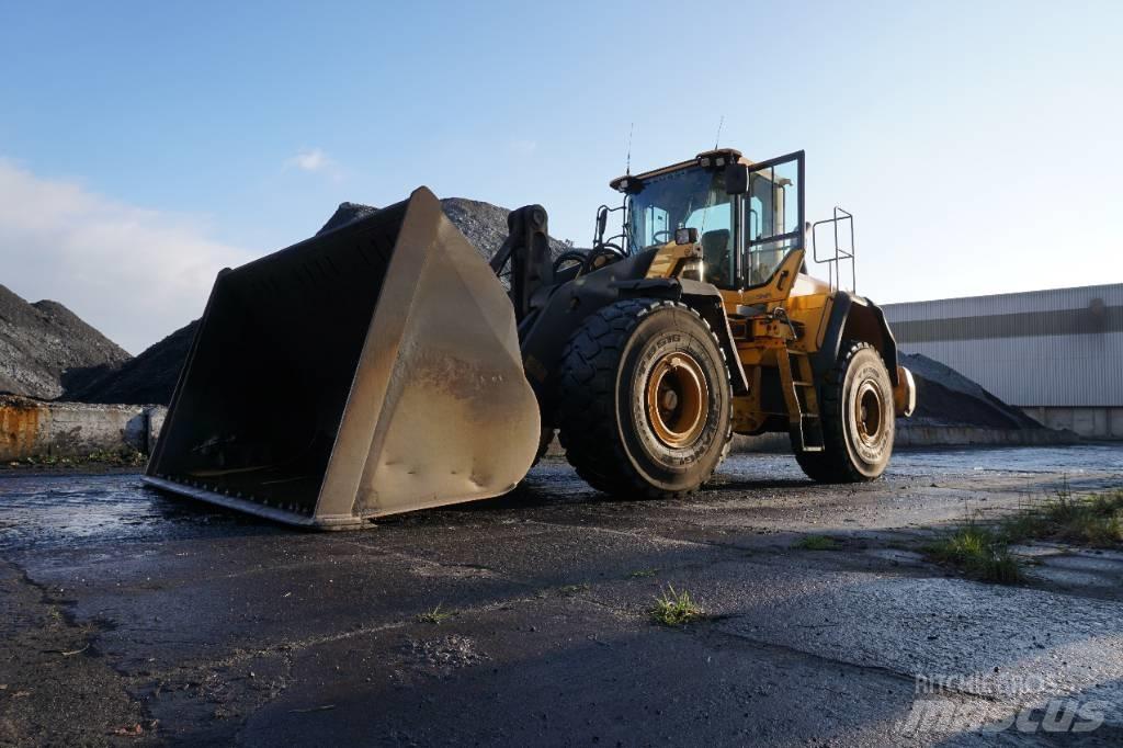 Volvo L180G Bj 2013' Фронтальні навантажувачі