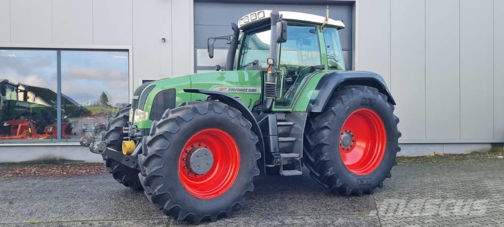Fendt 920 Vario Трактори