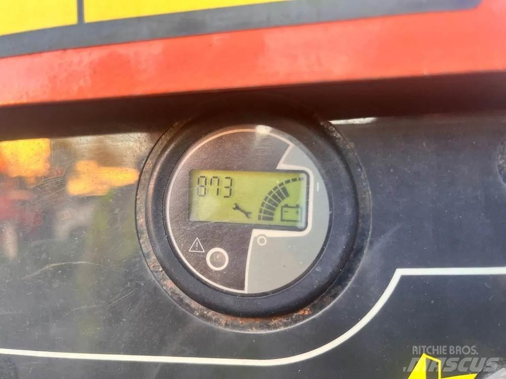 JLG E300AJP Колінчаті підйомники
