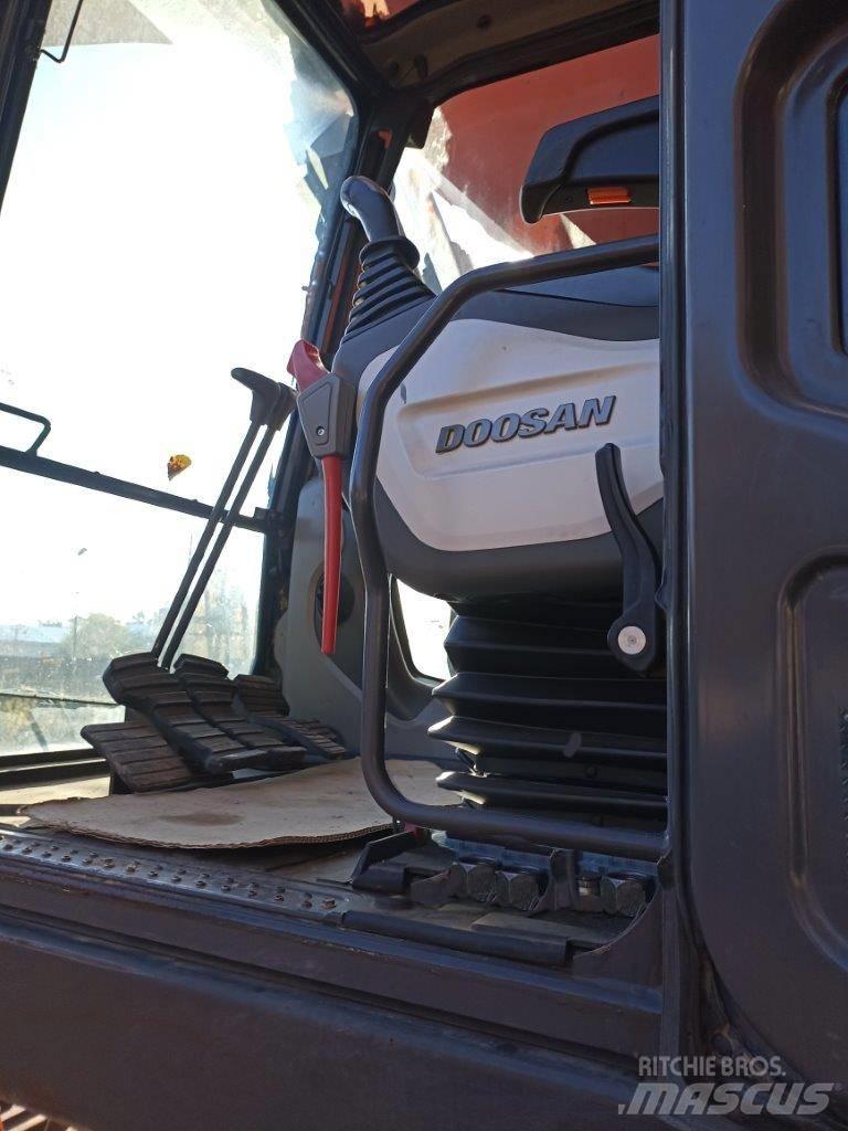 Doosan DX340LC-5 Екскаватори-навантажувачі