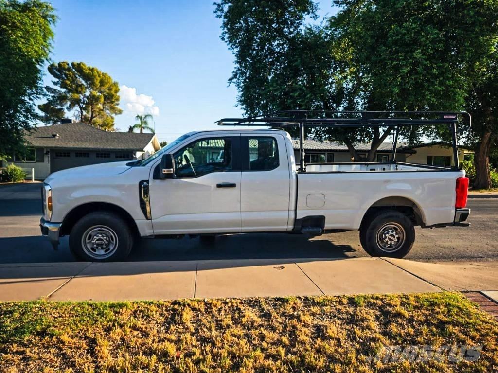 Ford F 250 XL SD Вантажівки / спеціальні
