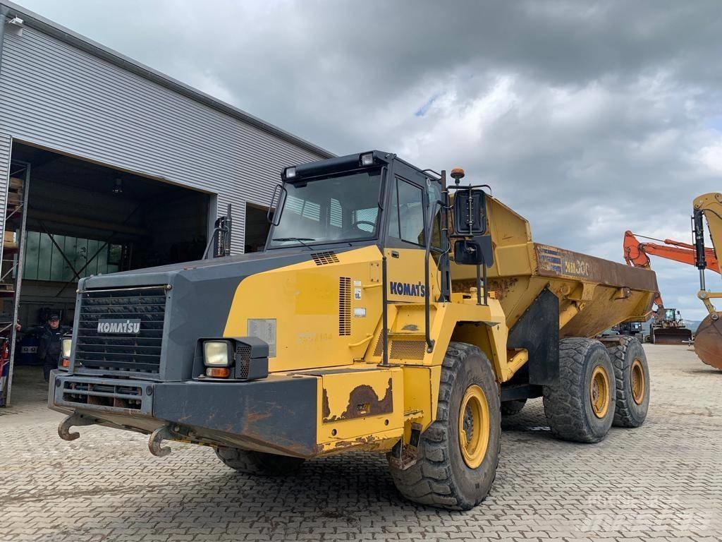 Komatsu HM 300-2 Зчленовані самоскиди