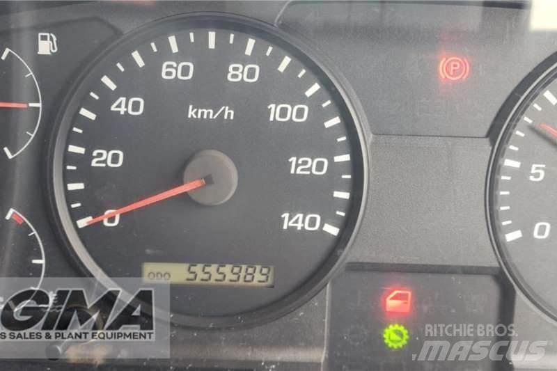Fuso FM16-270 6x2 Вантажівки / спеціальні