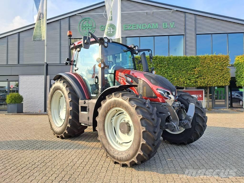 Valtra G 135 Active Трактори
