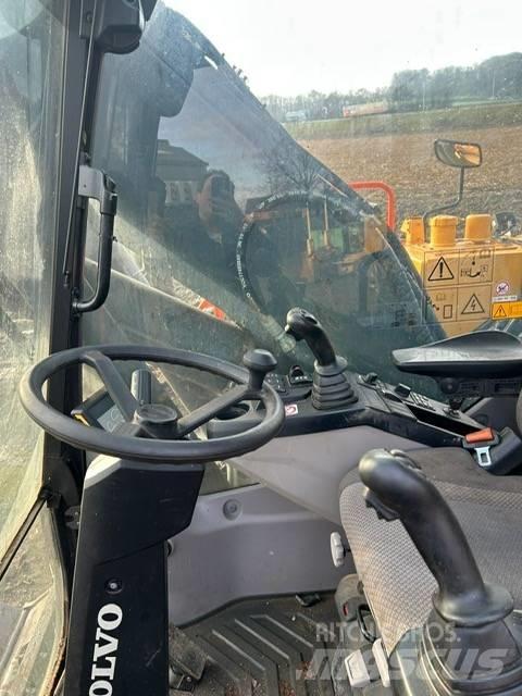 Volvo EW 220 E Колісні екскаватори