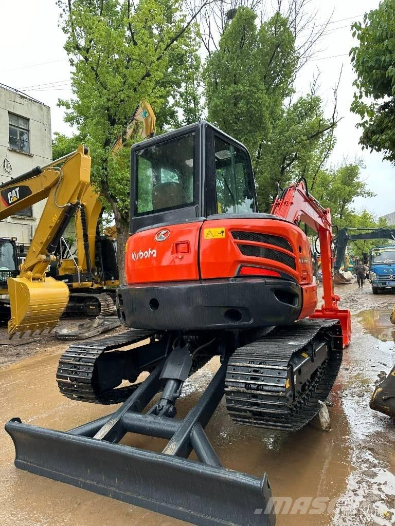 Kubota KX 155 Гусеничні екскаватори