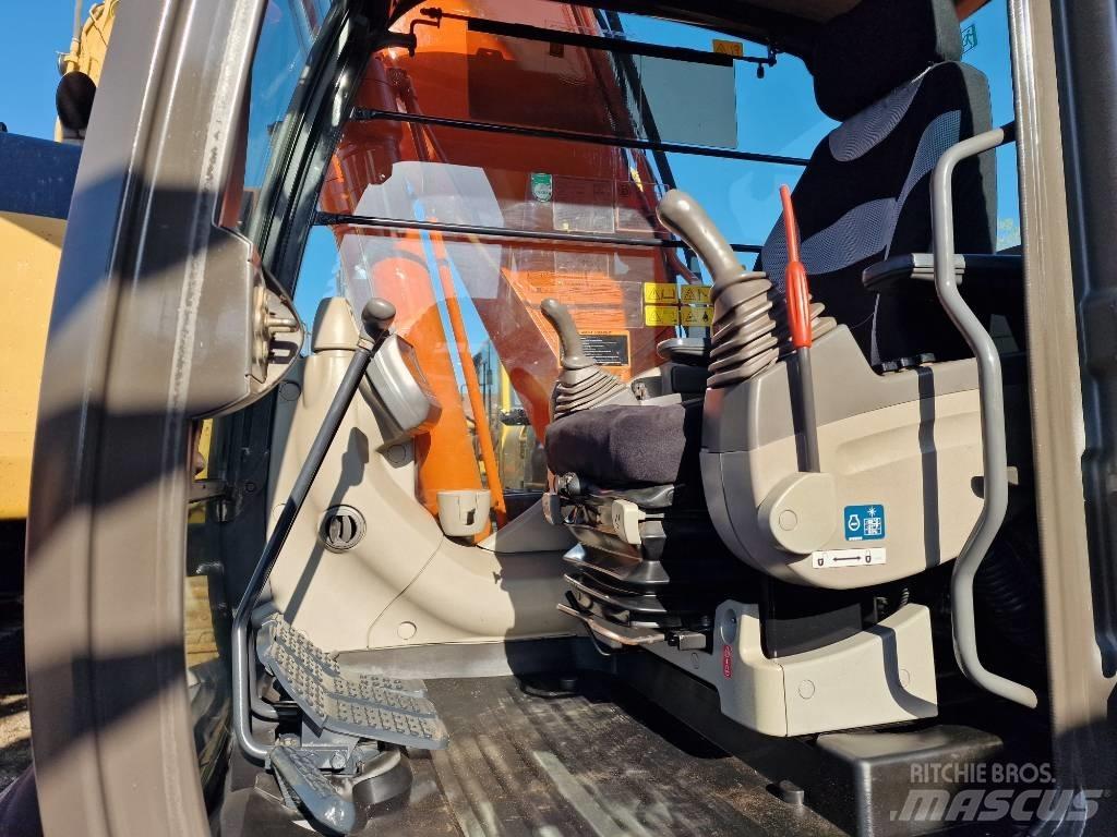 Hitachi ZX 180 LC N Гусеничні екскаватори
