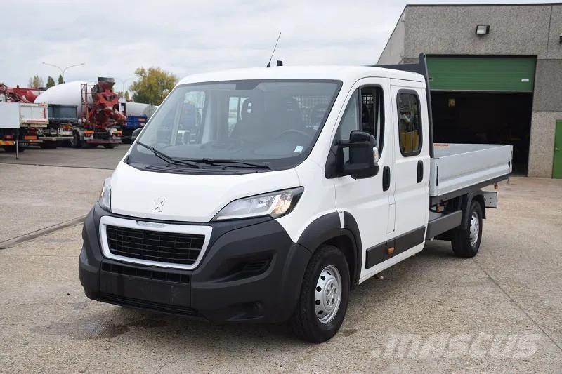 Peugeot Boxer Пікапи / Бічне розвантаження