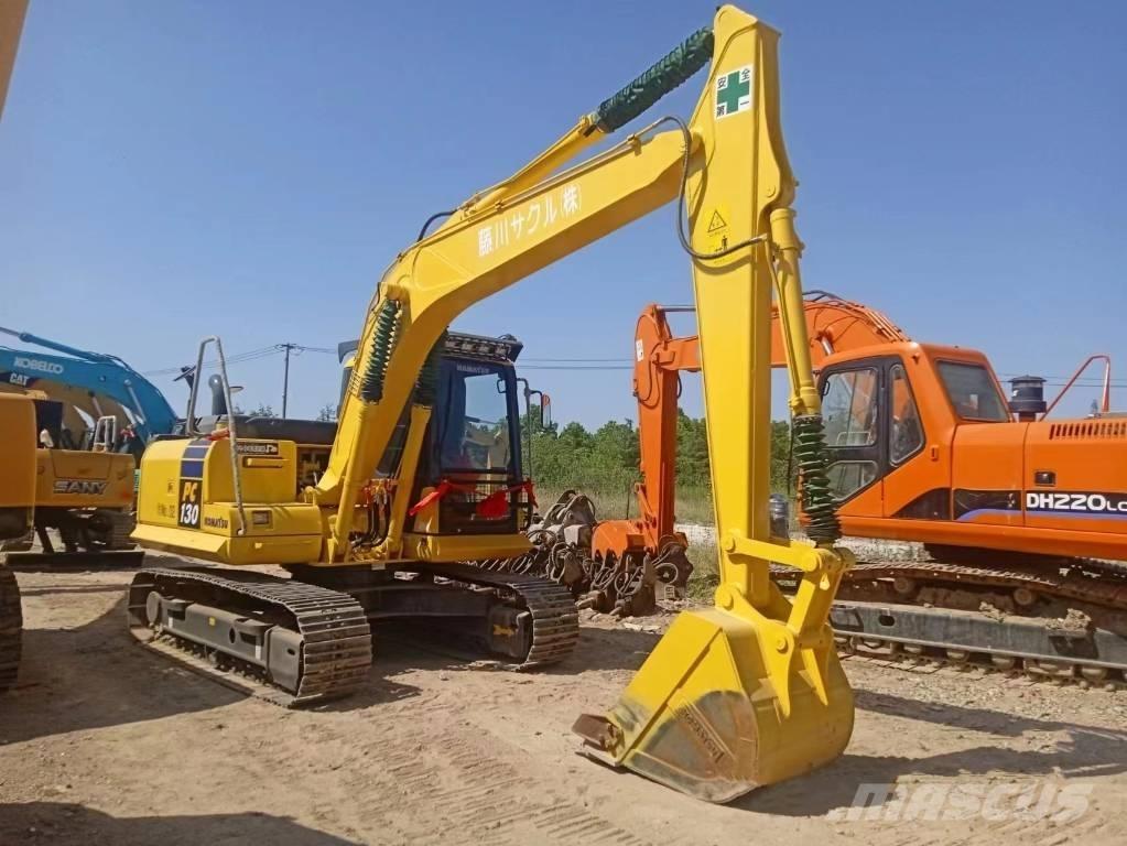 Komatsu PC130-7 Гусеничні екскаватори