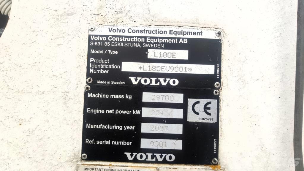Volvo L 180 E Фронтальні навантажувачі