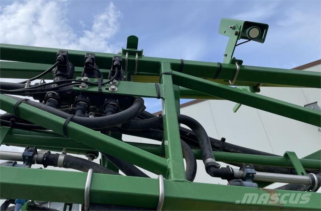 John Deere M 740 i Причіпні обприскувачі