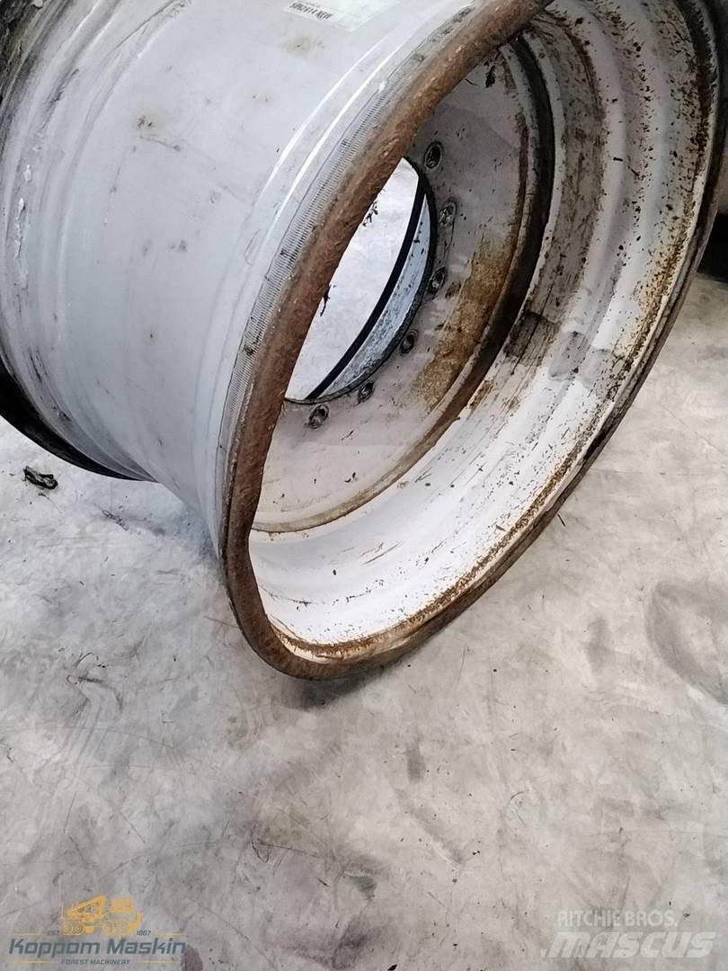 Valmet 901 20x34 Шини