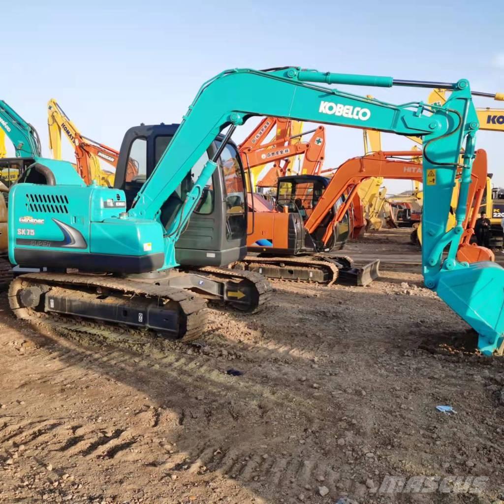Kobelco SK75-8 Середні екскаватори 7т. - 12т.