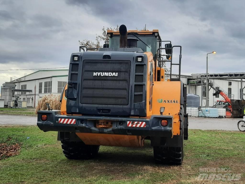 Hyundai HL 980 Фронтальні навантажувачі