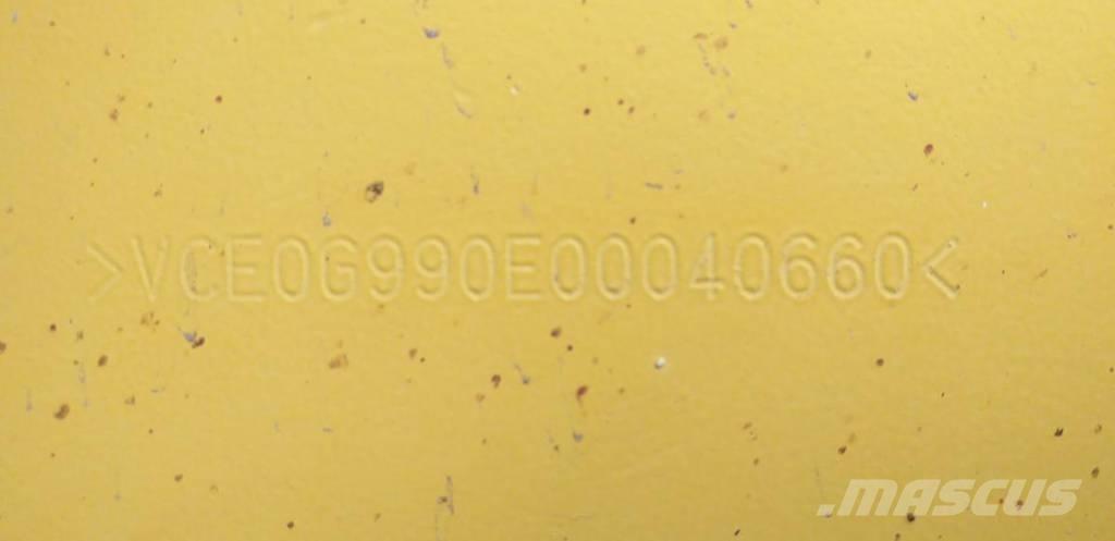 Volvo G 990 Грейдери