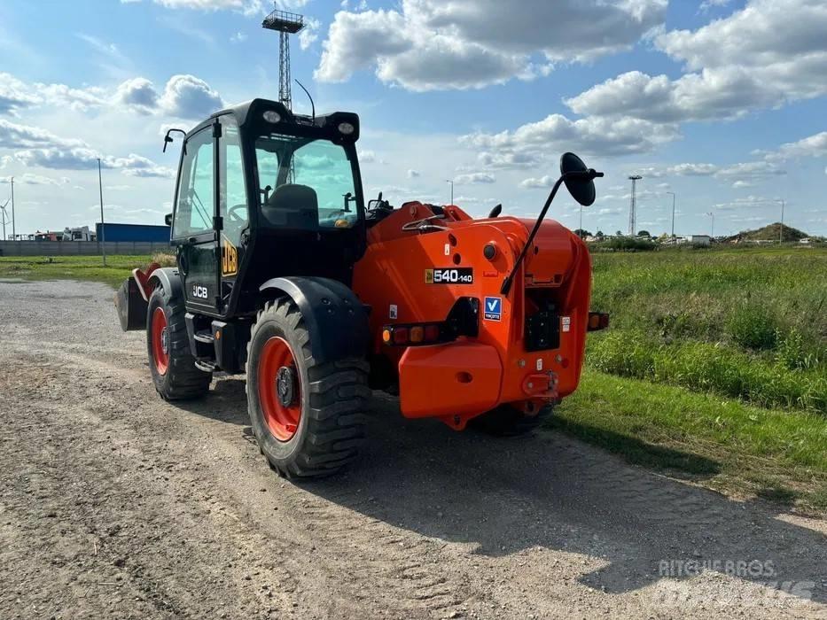 JCB 540-140 Телескопічні навантажувачі