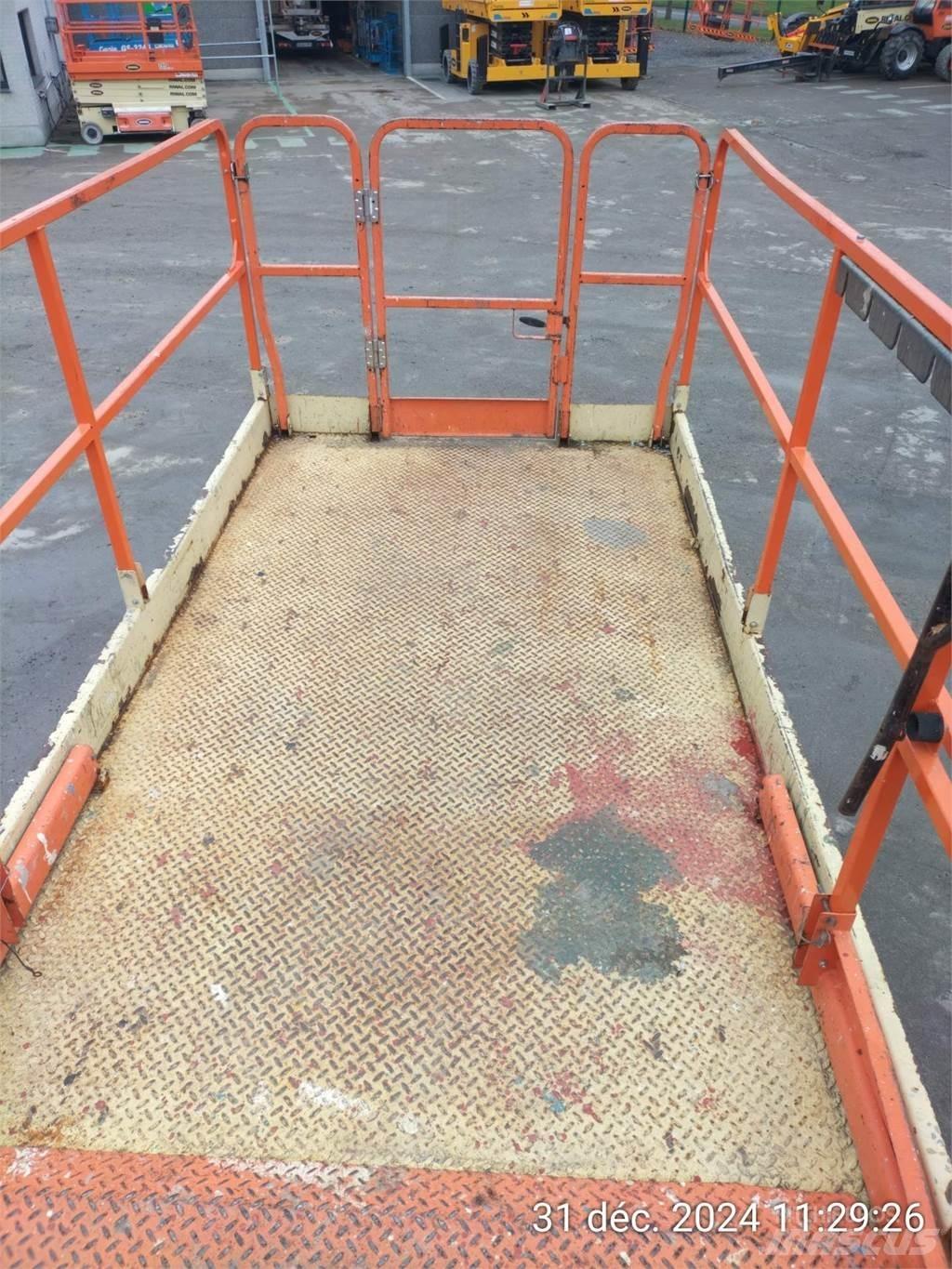JLG 4069LE Підйомники-ножиці