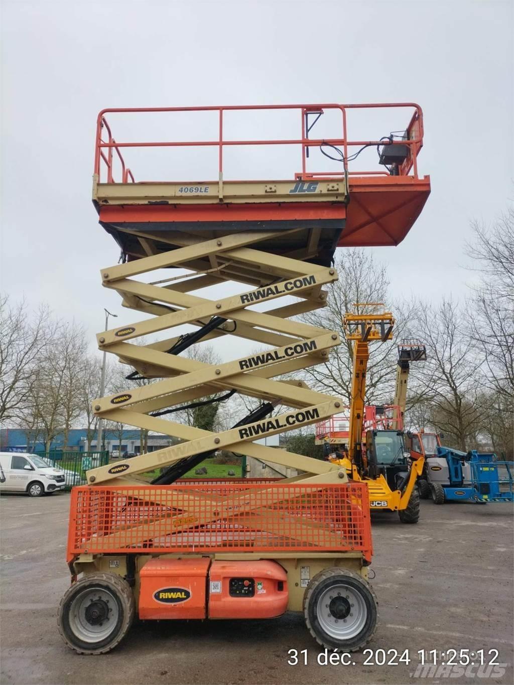 JLG 4069LE Підйомники-ножиці