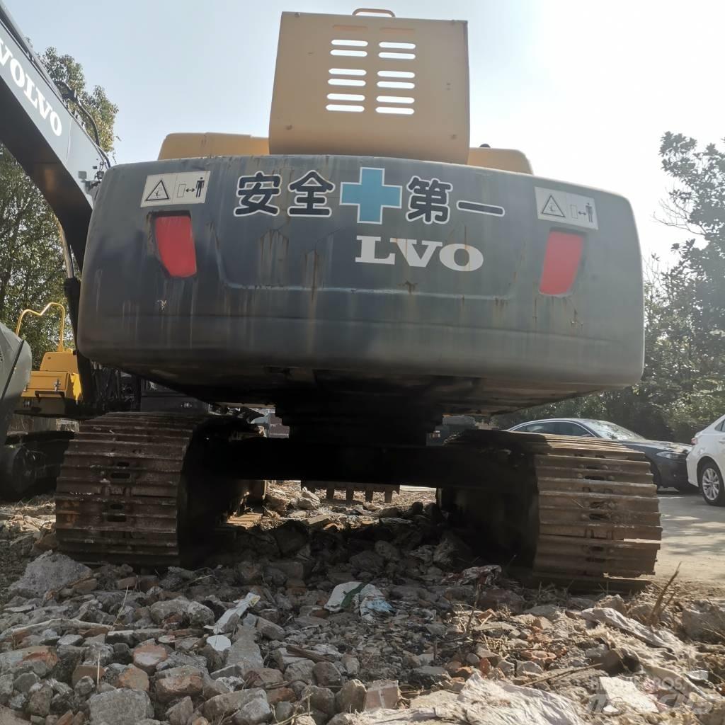 Volvo EC 210 B LC Гусеничні екскаватори