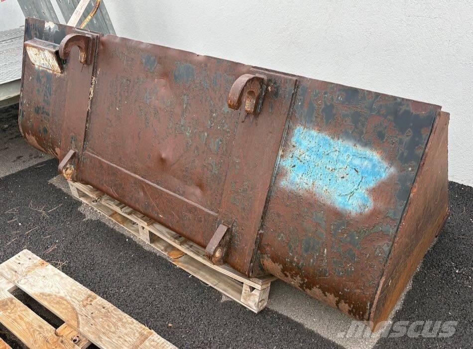 JCB Godet Ковші