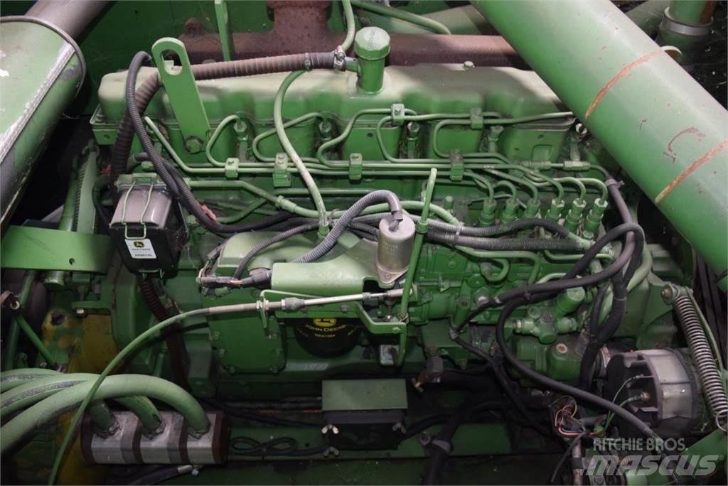 John Deere 2066 Зернозбиральні комбайни