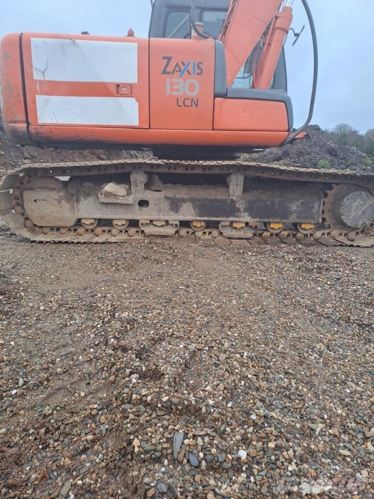 Hitachi Zx130-1 Гусеничні екскаватори