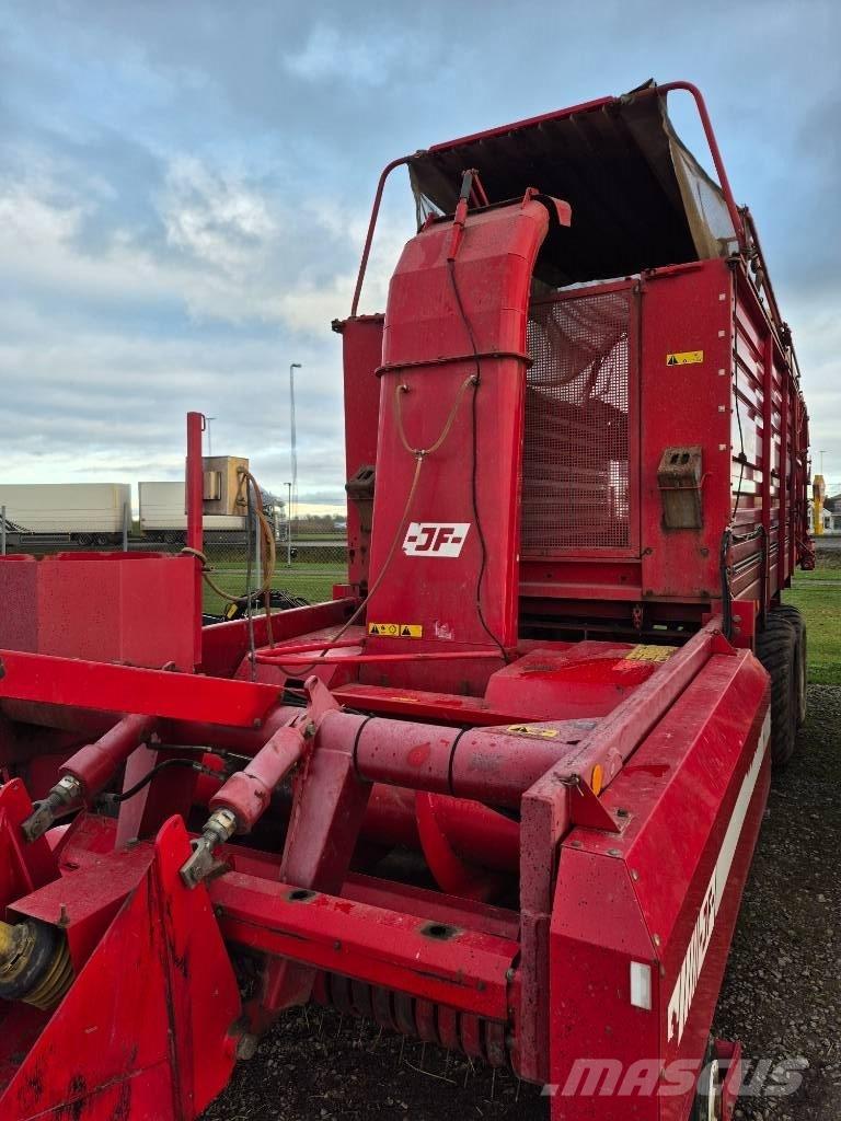 JF 3500 Причепи із самозавантаженням